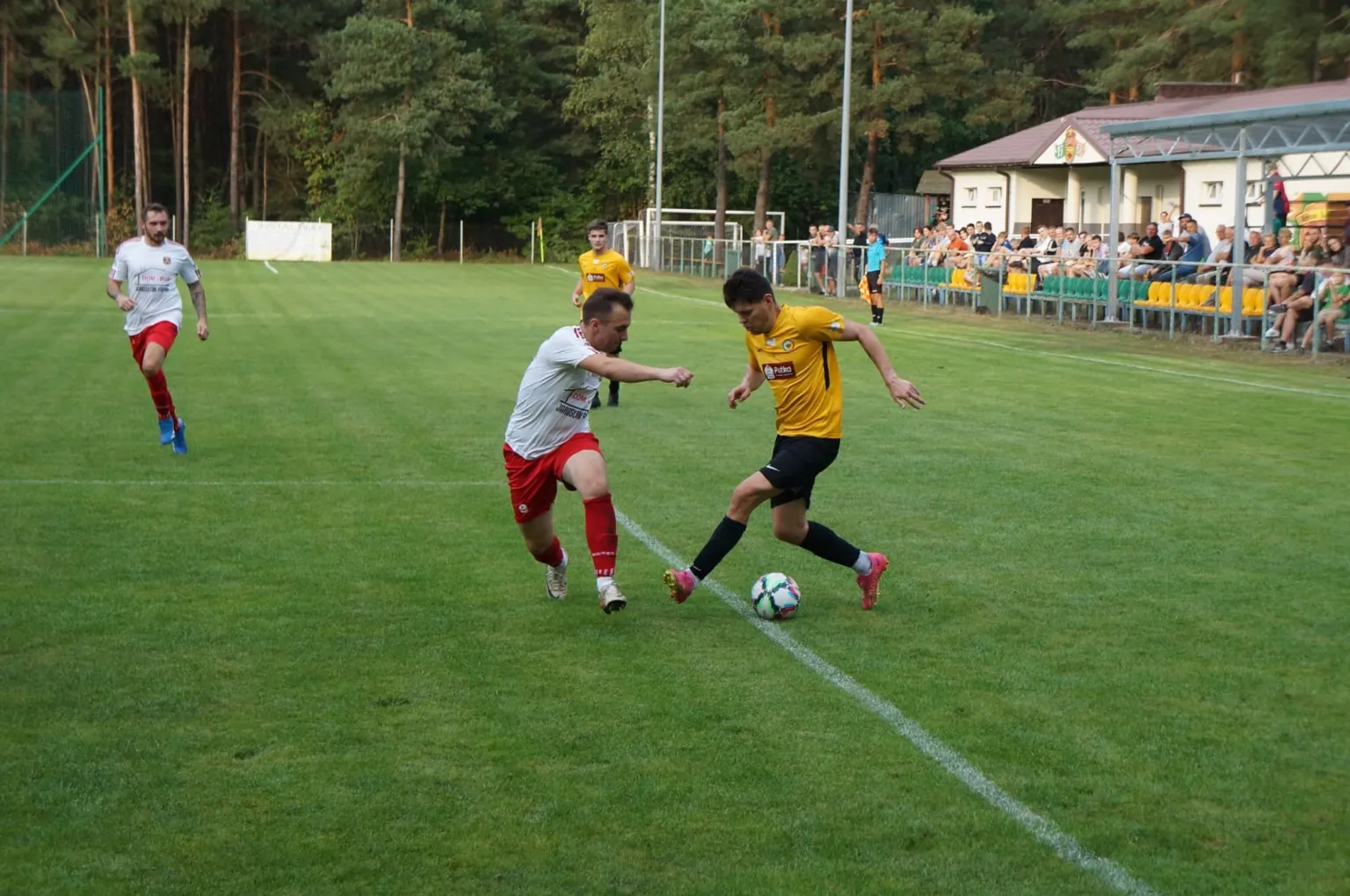 Zdjęcia do artykułu KS Wesoła przegrywa na wyjeździe z UKS Amur Wilga