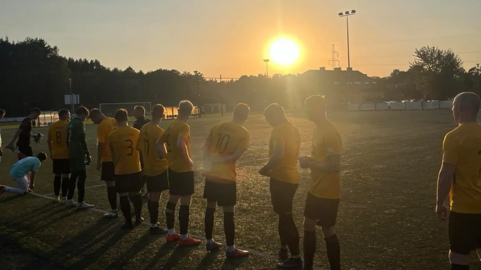 Zdjęcia do artykułu KS Wesoła remisuje na wyjeździe z MLKS Józefovia II Józefów