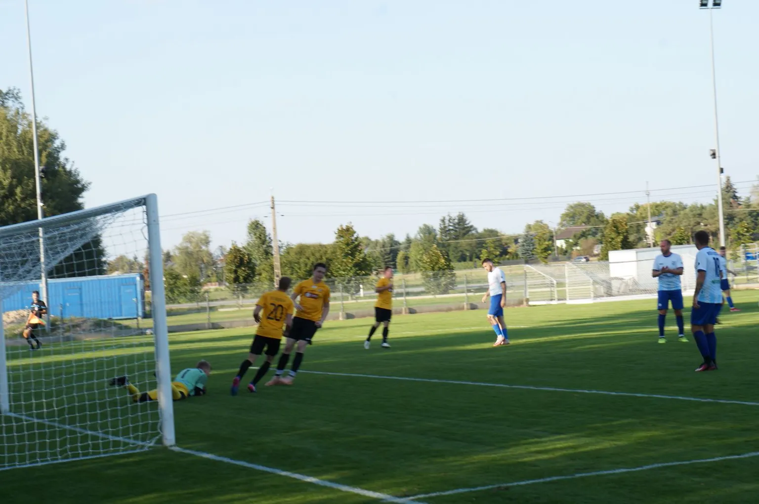 Zdjęcia do artykułu [ZDJĘCIA] Wisła Dziecinów 4:2 KS Wesoła – Relacja z meczu