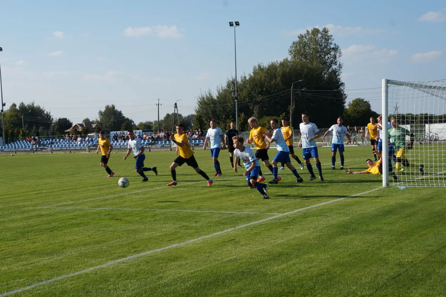 Zdjęcia do artykułu [ZDJĘCIA] Wisła Dziecinów 4:2 KS Wesoła – Relacja z meczu