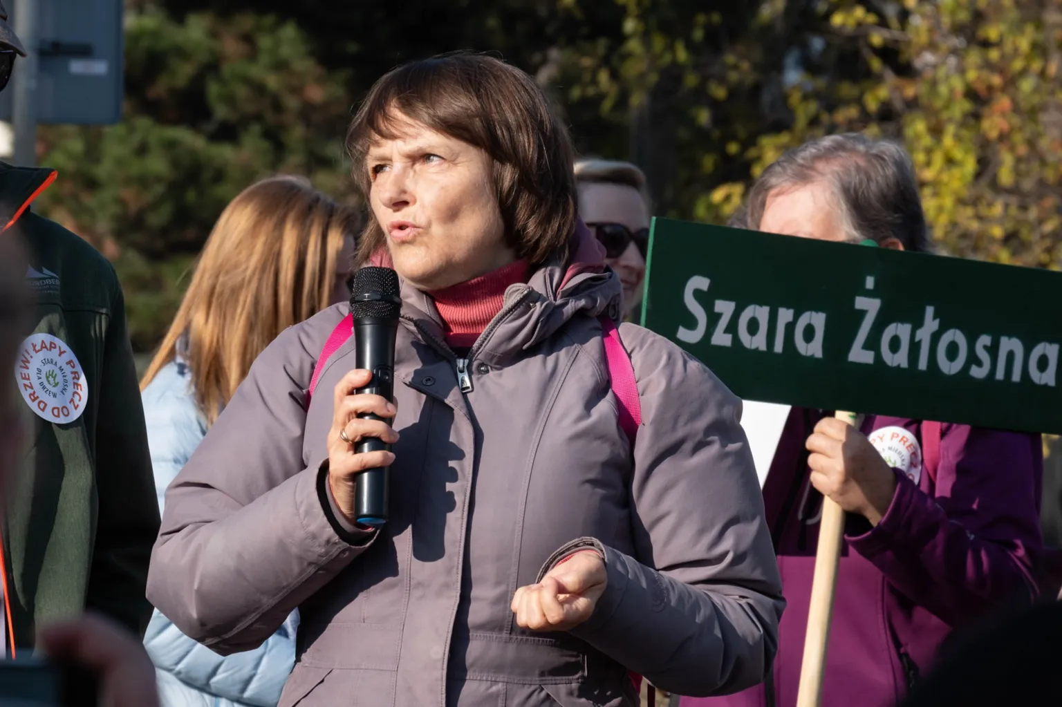 Głośny sprzeciw mieszkańców Starej Miłosny - Fotorelacja i Kluczowe Postulaty