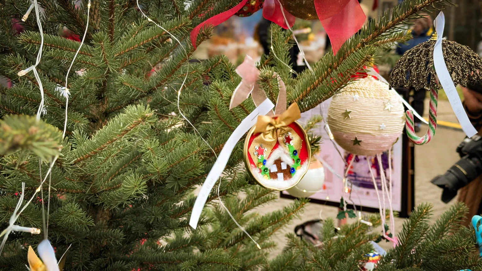 Świąteczny Kiermasz Bożonarodzeniowy w Wesołej – relacja z wydarzenia