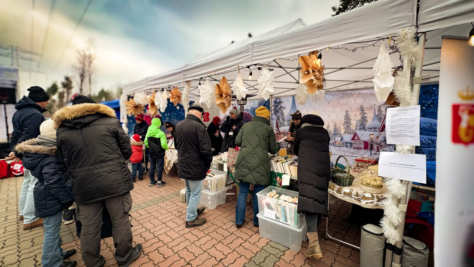 Świąteczny Kiermasz Bożonarodzeniowy w Wesołej – relacja z wydarzenia