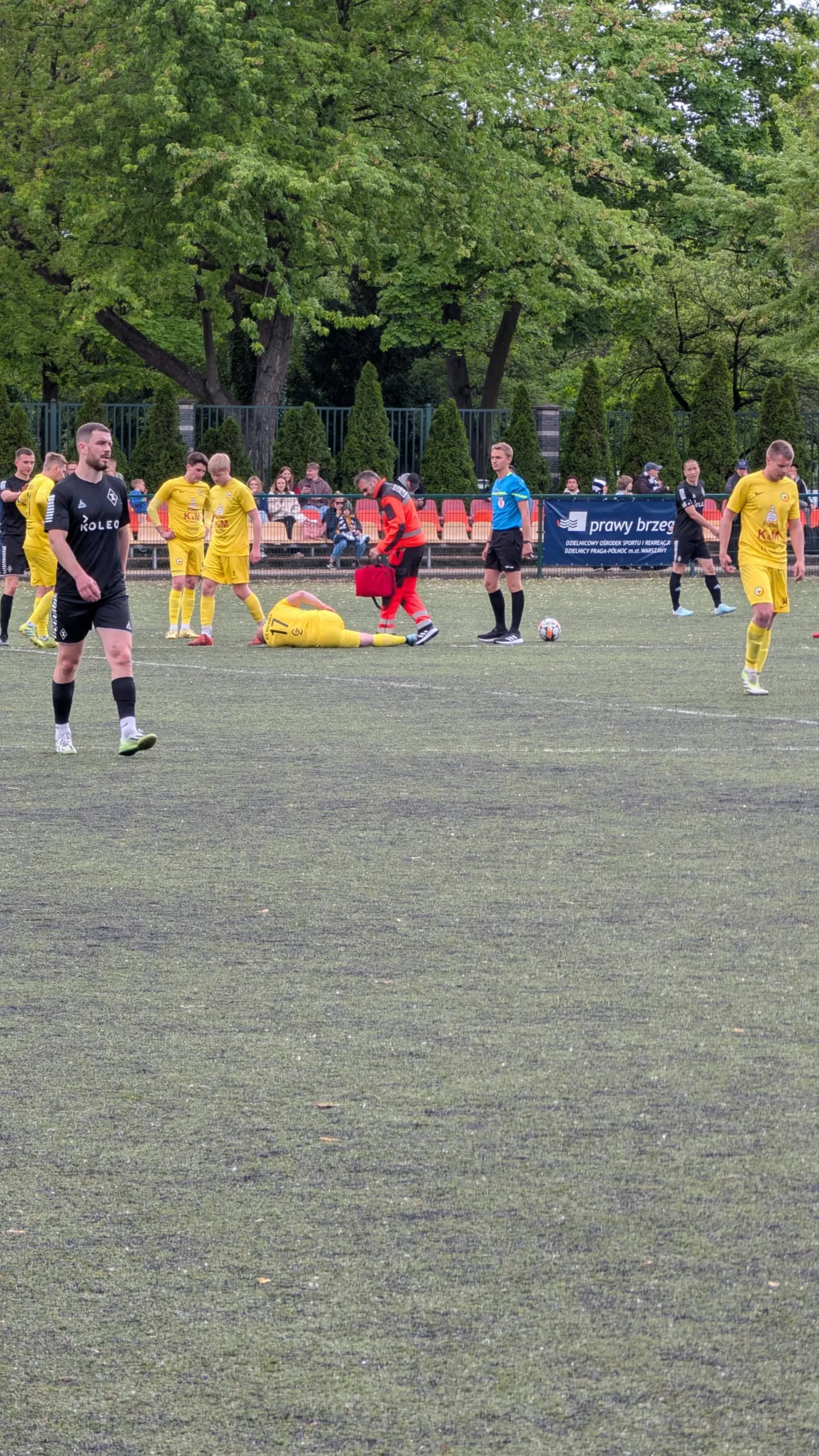 KS Wesoła przegrywa w osłabieniu z AKS Zły