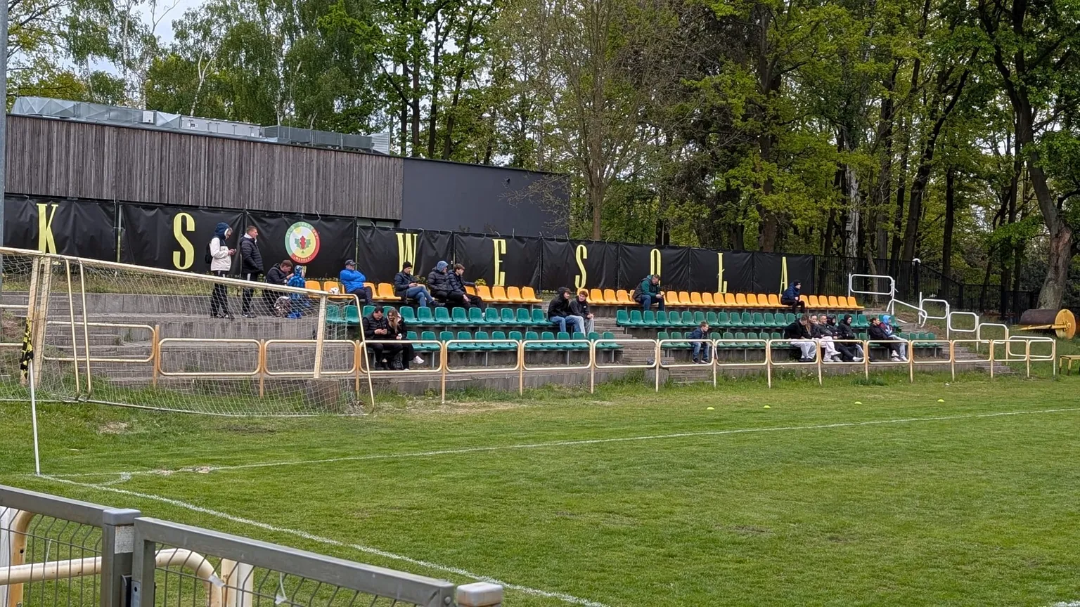 KS Wesoła pokonuje PKS Radość 2:1