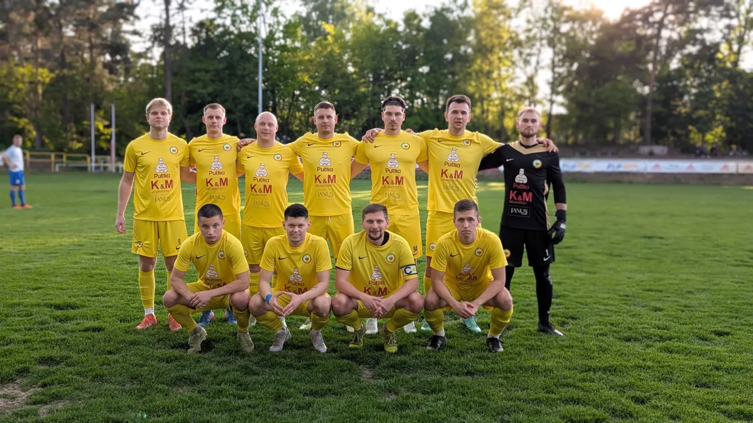 KS Wesoła remisuje z Orłem Parysów po walce i emocjach do końca (1:1)