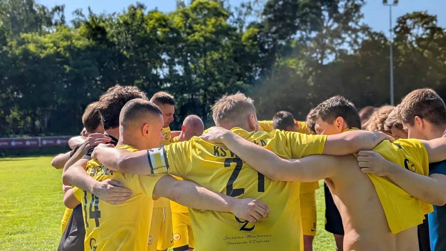 KS Wesoła pokonuje AP Brychczy 3:1 w ostatnim domowym meczu sezonu