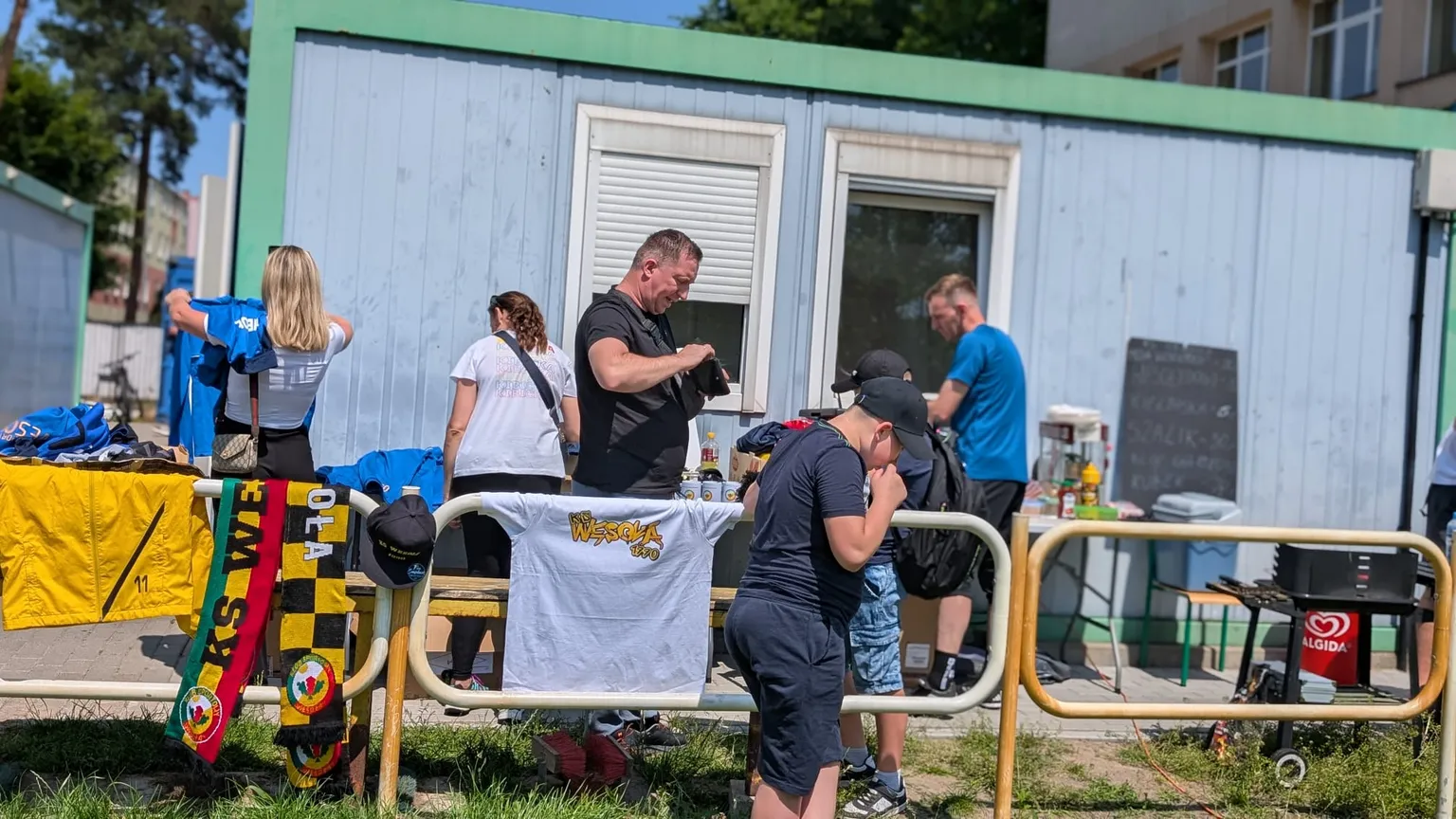 Relacja z wydarzenia: Family Cup 2025 – rodzinny piknik i turniej piłkarski z okazji 35-lecia KS Wesoła