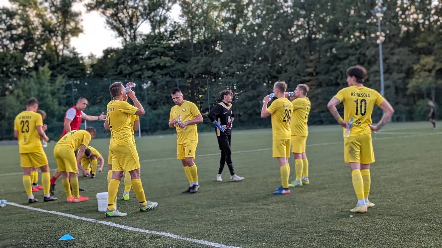 Udany początek sezonu! KS Wesoła wygrywa z KS Glinianka 3:2