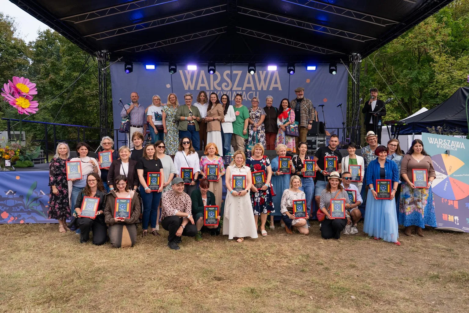 Laureatki i laureaci 42. konkursu Warszawa w kwiatach
