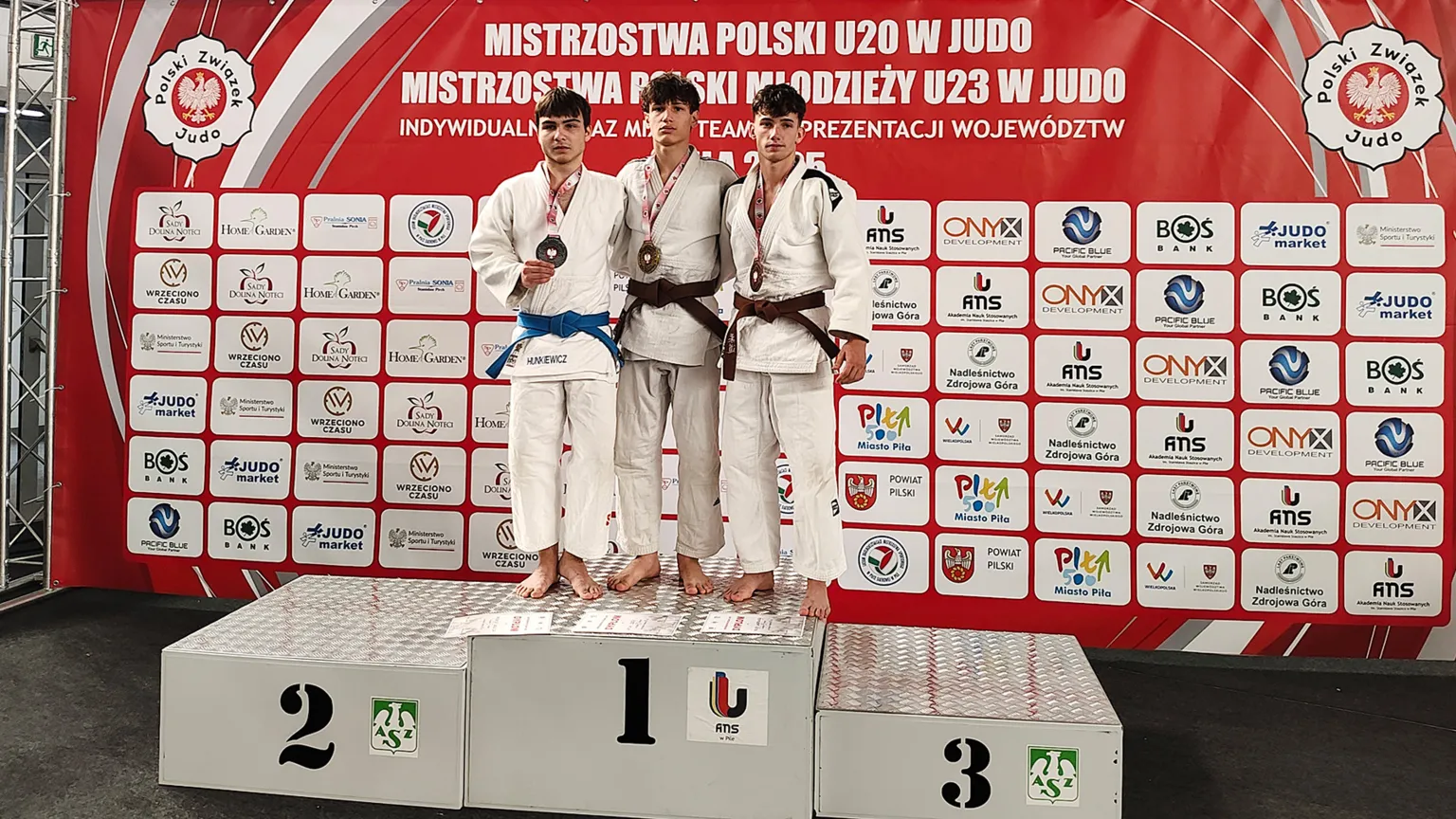 Złoty medal Mistrzostw Polski U20 w judo dla Kamila Doloty ze Starej Miłosny