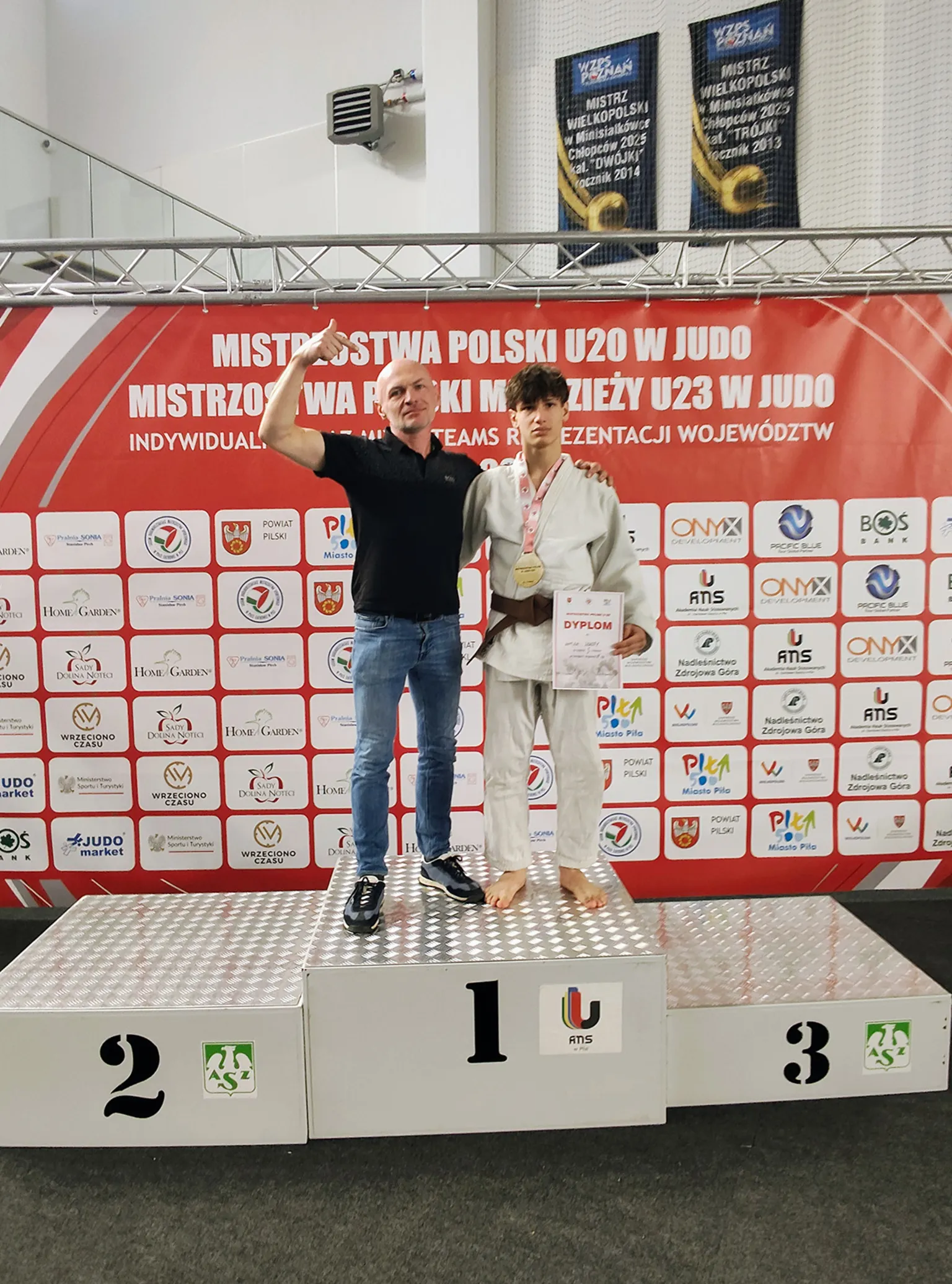 Złoty medal Mistrzostw Polski U20 w judo dla Kamila Doloty ze Starej Miłosny