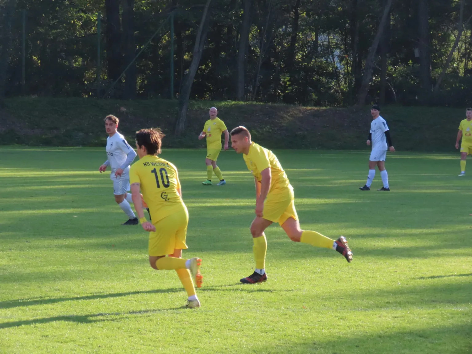 KS Wesoła rozbija AKS Zły Praga Warszawa 5:0