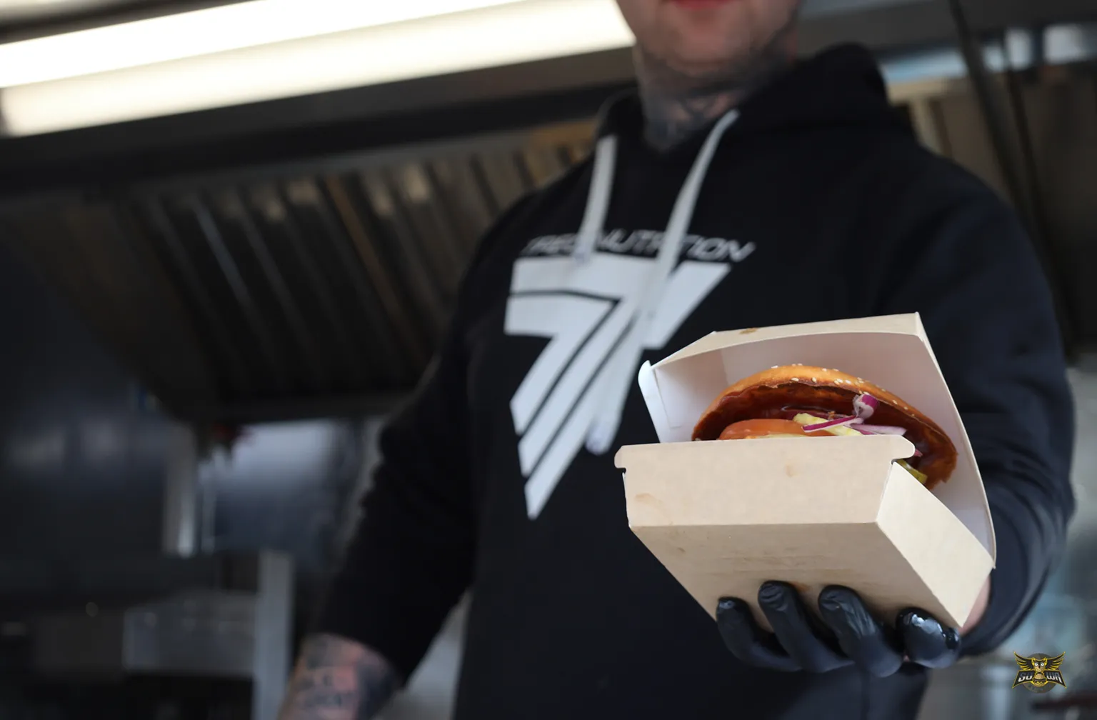Zdjęcia z poprzedniej edycji zlotu food trucków Sowa Events w Grójcu.