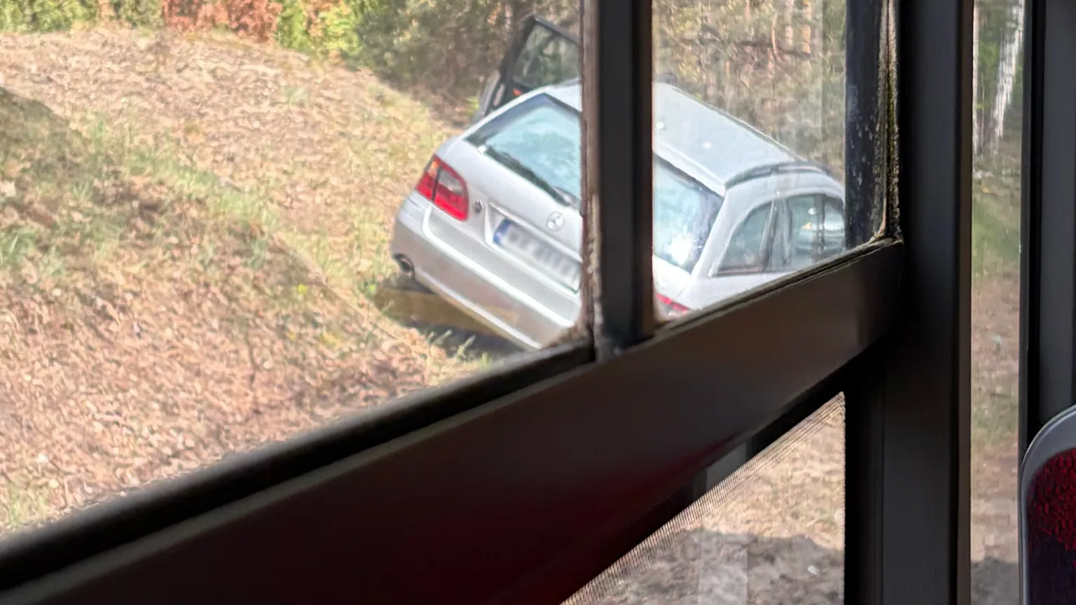 Zderzenie Mini z Mercedesem na skrzyżowaniu Mazowieckiej i 1 Praskiego Pułku