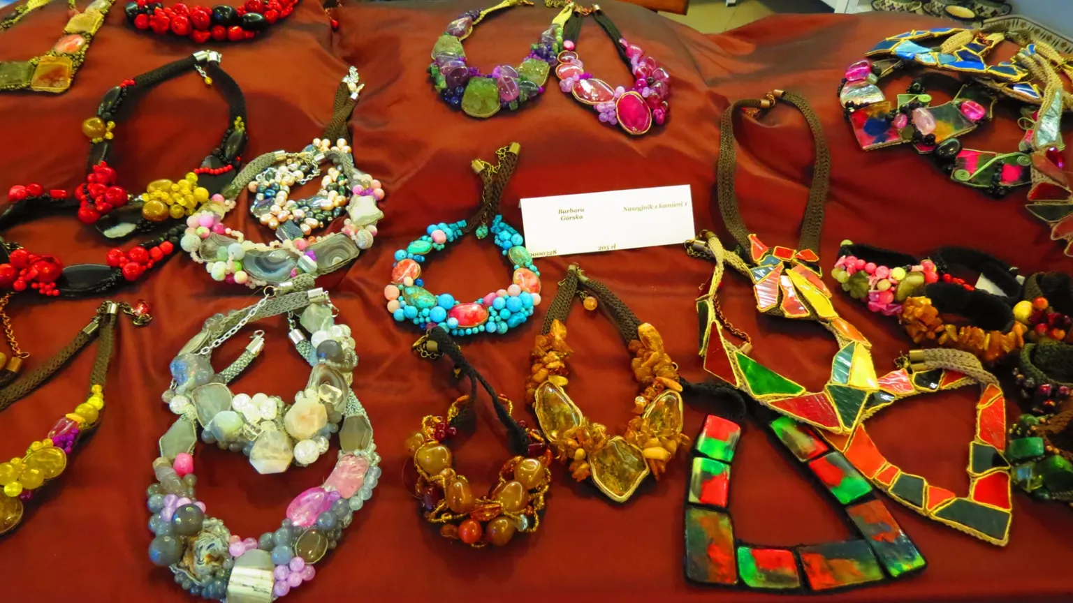 Relacja z II wernisażu w galerii „Słoń w porcelanie”