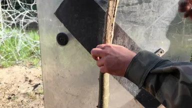 Zdjęcia do artykułu Żołnierz z Wesołej raniony na granicy przez imigranta