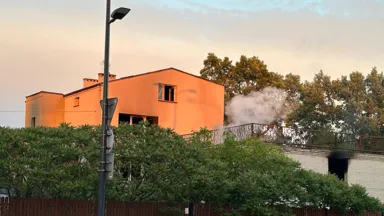 Zdjęcia do artykułu Wesoła: Pożar na Skrzyżowaniu Jana Pawła II i Gościniec