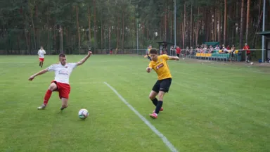 Zdjęcia do artykułu KS Wesoła przegrywa na wyjeździe z UKS Amur Wilga