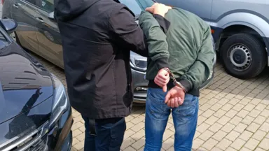 Brutalny rajd w Wesołej – 15 lat więzienia dla kierowcy, który polował na ludzi