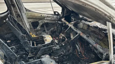 Pożar samochodu w okolicach kebaba na Zielonej. Utrudnienia w ruchu i objazdy