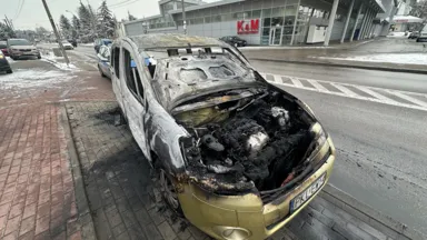 Pożar samochodu w okolicach kebaba na Zielonej. Utrudnienia w ruchu i objazdy