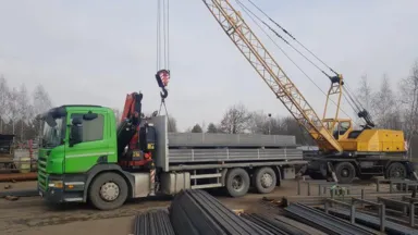 Gdzie kupić stal w mazowieckim? Sprawdzeni dostawcy dla firm budowlanych i inwestorów prywatnych