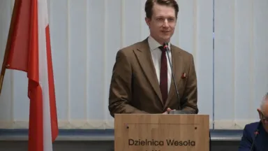 Wybrany, odwołany i wybrany ponownie. Co wydarzyło się wokół wyboru wiceburmistrza Wesołej?