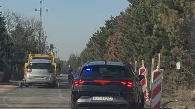 Lawety przy PKP Wesoła. Policja odholowała auta stojące na zakazie