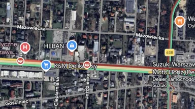 Zdjęcie do artykułu Wypadek na Trakcie Brzeskim w Starej Miłośnie: kolizja samochodu z motocyklem i duże utrudnienia w ruchu