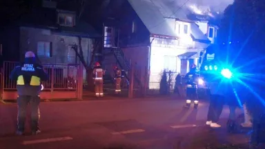 Pożar domu jednorodzinnego na osiedlu Zielona w dzielnicy Wesoła