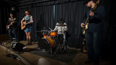 Fotorelacja z koncertu Jo&Lazy Fellow