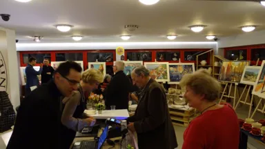 Relacja z VI wernisażu w galerii "Słoń w porcelanie" 