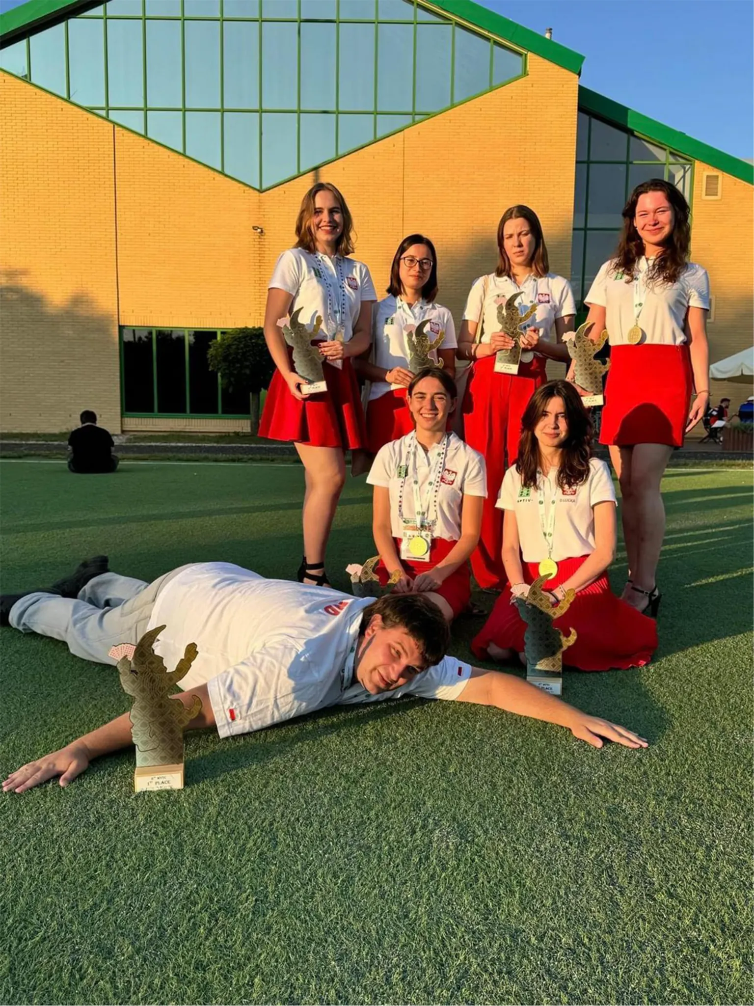 Zdjęcia do artykułu Matylda Brzyzka z Wesołej Mistrzynią Świata w Brydżu Sportowym!