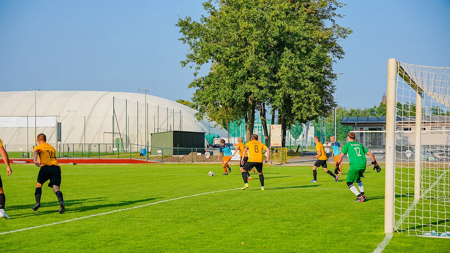 Zdjęcia do artykułu Zacięta walka na inaugurację sezonu: KS Wesoła remisuje z AP Eskadra