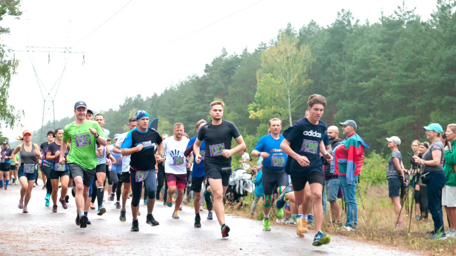 Zdjęcia do artykułu Relacja z IX Cross Wesoła 2024 – Sportowe emocje w sercu Wesołej