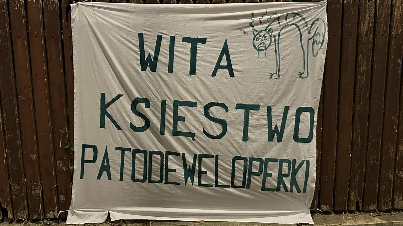 „Pato w urzędzie, pato wszędzie!” - Protest przeciwko patodeweloperce w Starej Miłośnie