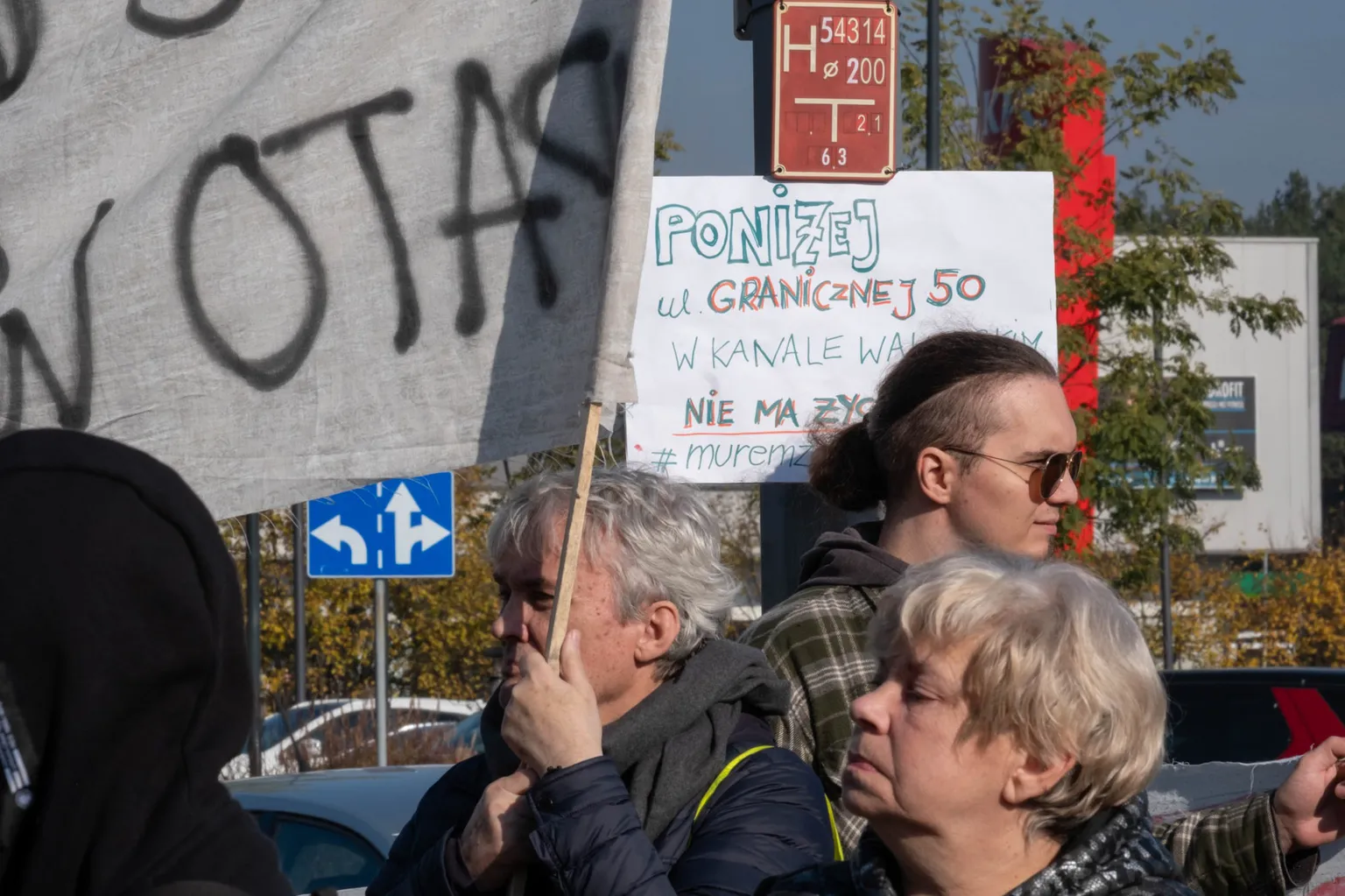 Głośny sprzeciw mieszkańców Starej Miłosny - Fotorelacja i Kluczowe Postulaty