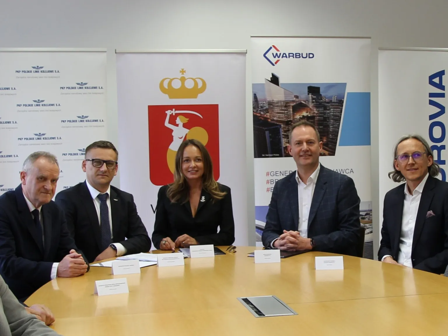 Podpisanie umowy – PKP PLK, Miasto Stołeczne Warszawa i firma Warbud