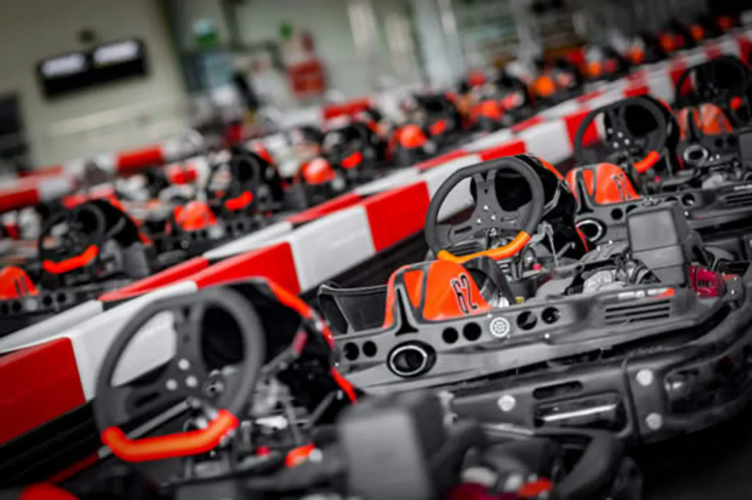A1 Karting to wyjątkowe miejsce gdzie wspólna jazda po torze pozwala by rodzić mógł aktywnie uczestniczyć w zabawie
