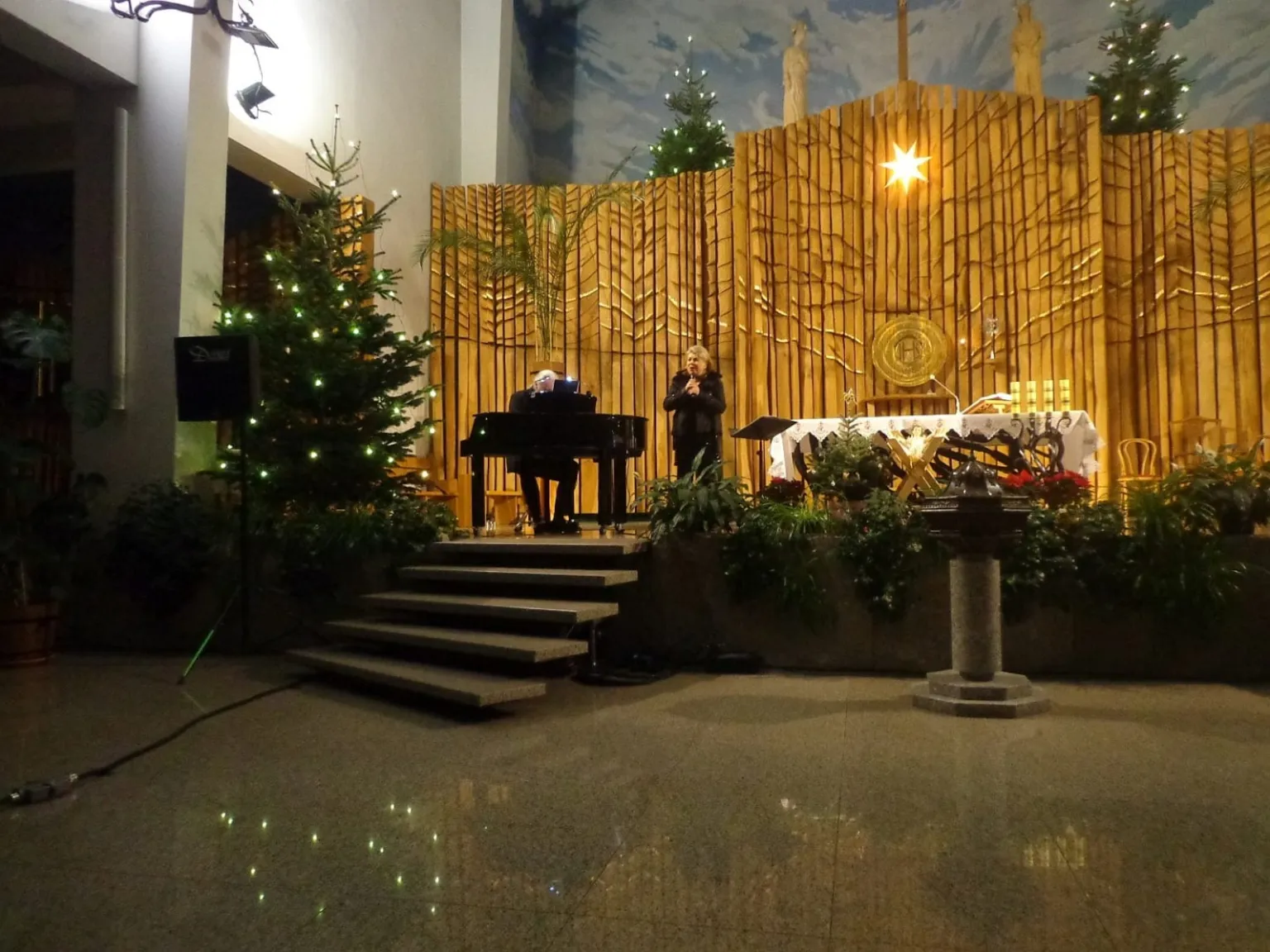 Koncert „Kolędy i piosenki świąteczne”