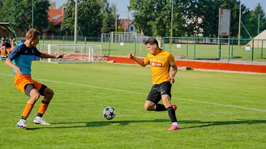 Zdjęcia do artykułu Zacięta walka na inaugurację sezonu: KS Wesoła remisuje z AP Eskadra