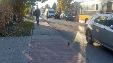Wypadek na przejściu dla pieszych w Wesołej: 12-letnia dziewczynka potrącona przez dostawczego busa