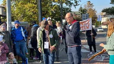 Głośny sprzeciw mieszkańców Starej Miłosny - Fotorelacja i Kluczowe Postulaty