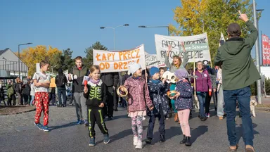 Głośny sprzeciw mieszkańców Starej Miłosny - Fotorelacja i Kluczowe Postulaty