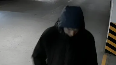 Zdjęcie do artykułu Czy rozpoznajesz tego mężczyznę? Policja prosi o pomoc