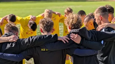 Zdjęcie do artykułu Relacja z meczu KS Wesoła – UKS Amur Wilga 3:0 - Pierwsze zwycięstwo w rundzie wiosennej