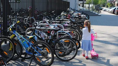Uczniowie SP 353 rowerami przez maj