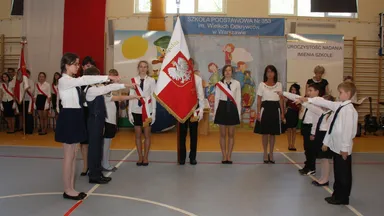 Zdjęcie do artykułu Uroczystość nadania imienia Szkole Podstawowej nr 353